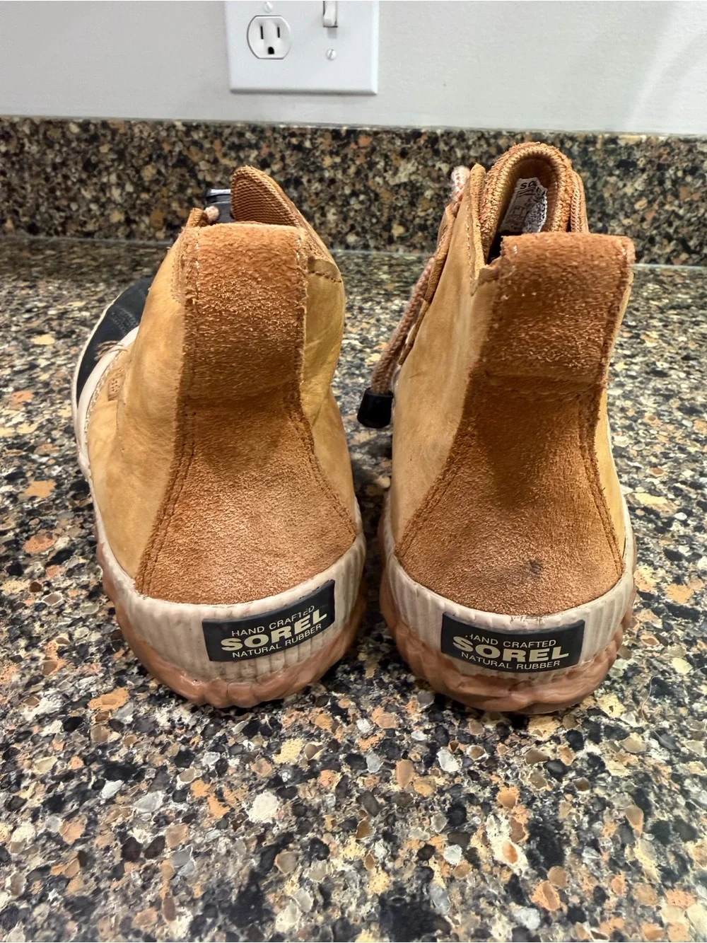 Sorel Two-Tone Brown and Black Duck Boots size 4